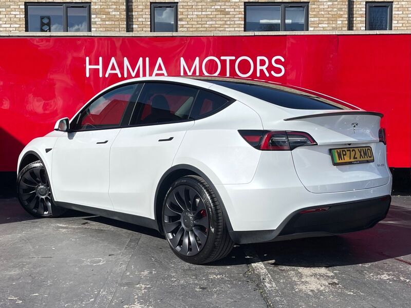 TESLA MODEL Y